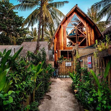 הוילה גילי טרוונגן Gili Treehouse מראה חיצוני תמונה